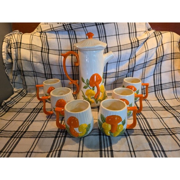 Vintage Ceramic Coffee Server Set Mushroom Motif‎ Coffee Pot 6 Mugs Arnels - Picture 1 of 13
